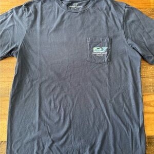 Vineyard Vines Men's Pocket Islamorada, Florida Tee! Excellent Condition!